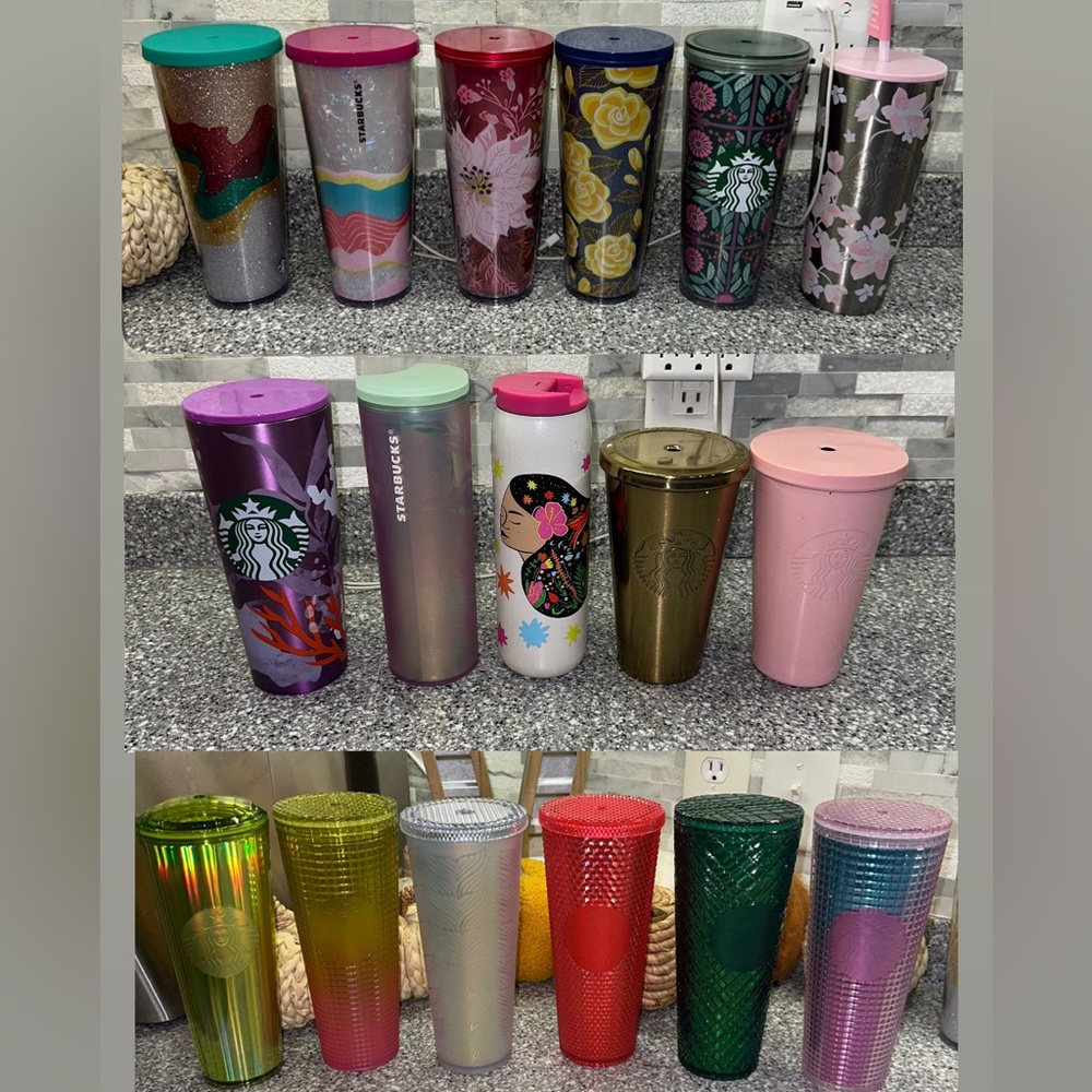 17 Starbucks cups
